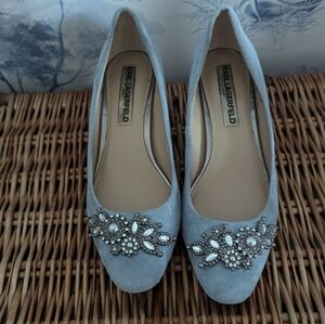 Karl Lagerfeld Light Blue pump
